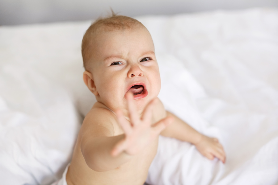 Màu sắc đờm (trong, vàng, xanh) phản ánh tình trạng sức khỏe.