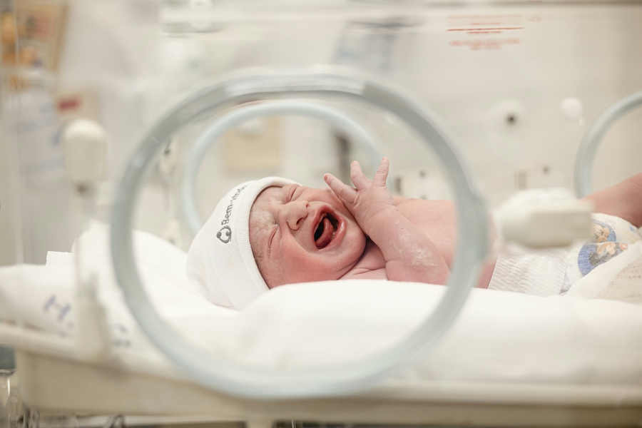 Đờm là phản ứng tự nhiên để bảo vệ đường hô hấp của trẻ sơ sịnh