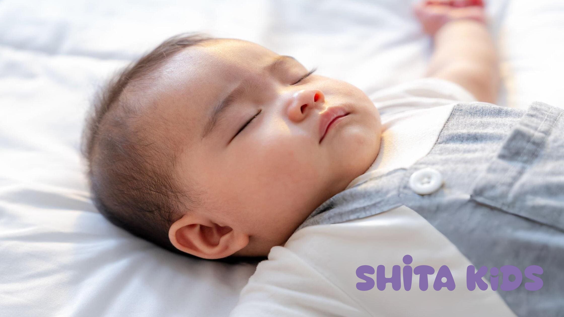 Tổng hợp các mẹo dân gian trị ho cho bé sơ sinh an toàn và hiệu quả tại nhà không dùng kháng sinh.